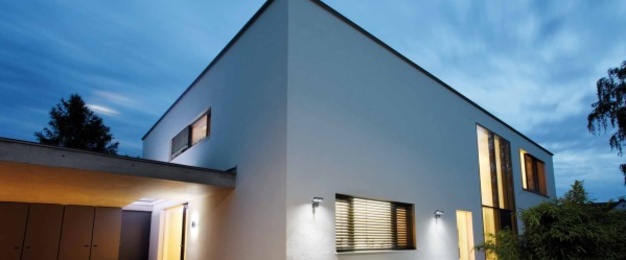 Außen­beleuchtung bei Elektro Kraus in Langensendelbach