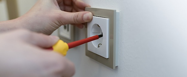 Elektro­installation bei Elektro Kraus in Langensendelbach