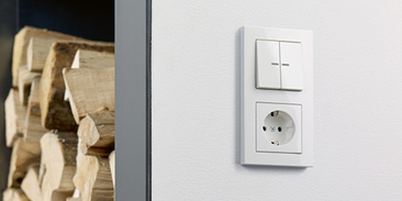 JUNG KNX Taster F 10 bei Elektro Kraus in Langensendelbach